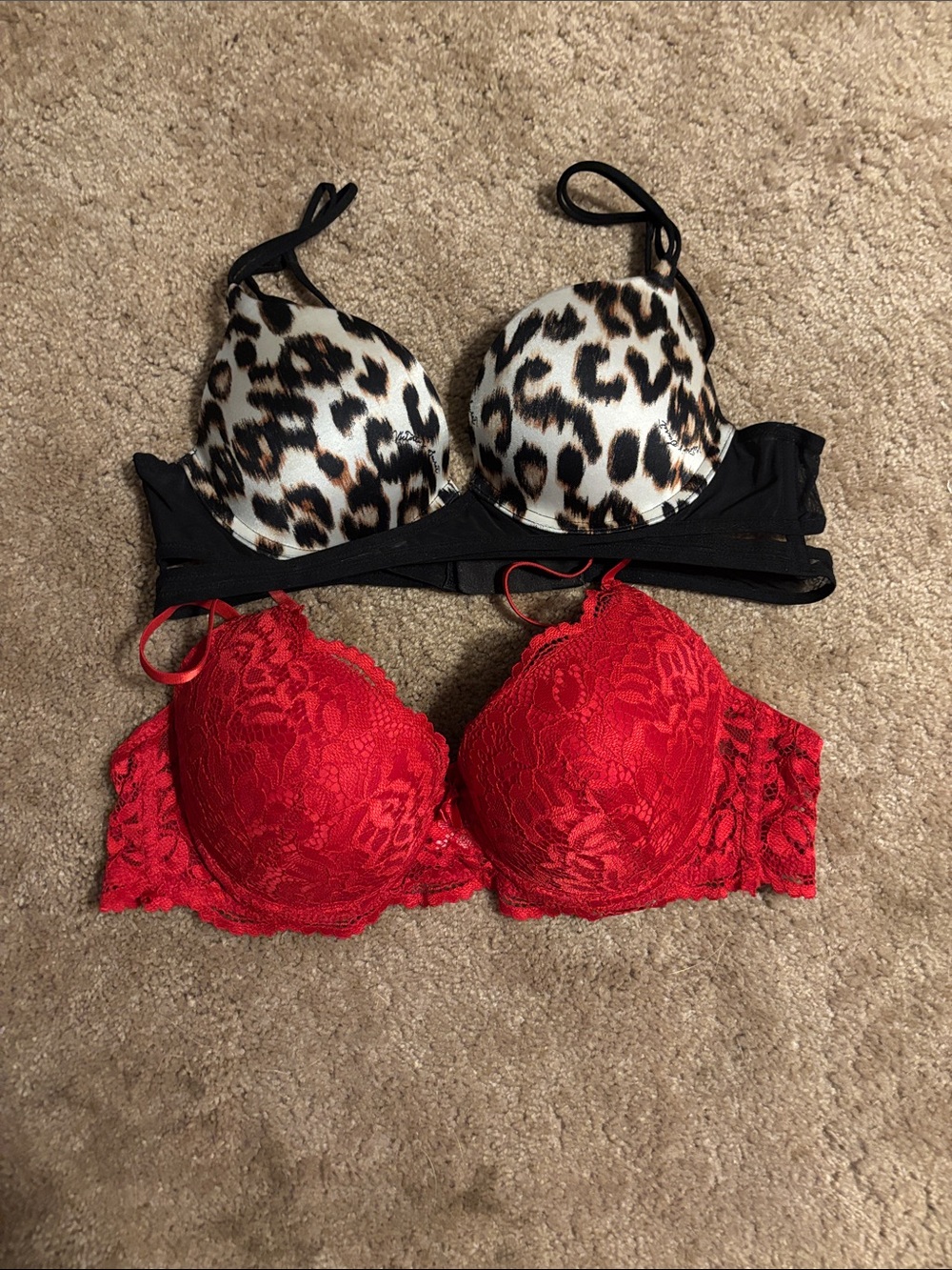 Victoria's Secret Red Lace Push-Up Bra with Leopard Print Strapless Style